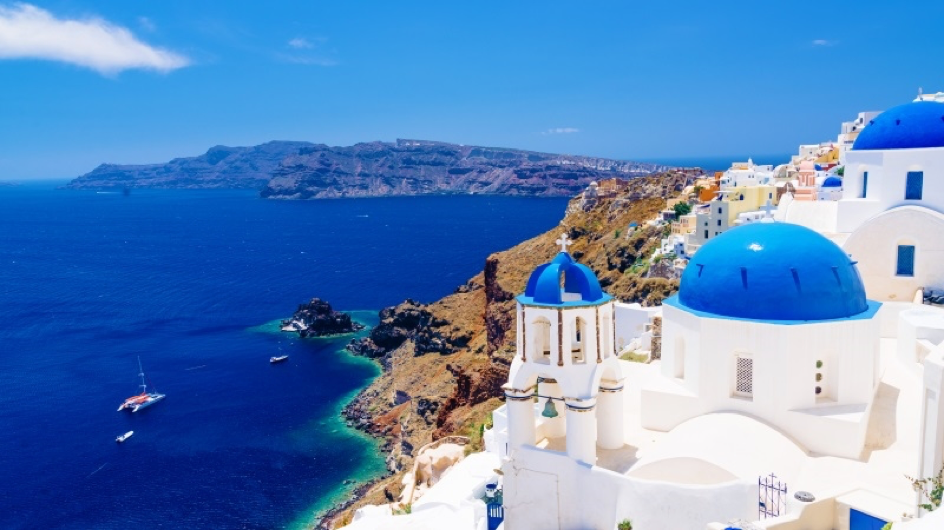 voyage-destination-santorin-cyclades-amoureux